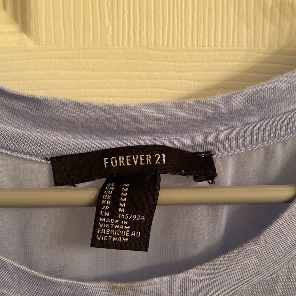 Shirt - Picture 3 of 4